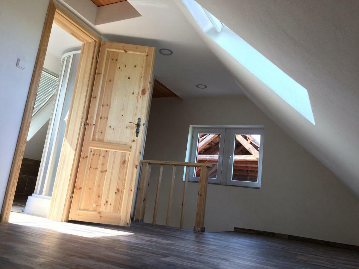 Holiday home Na Samote U Lesa Komarice