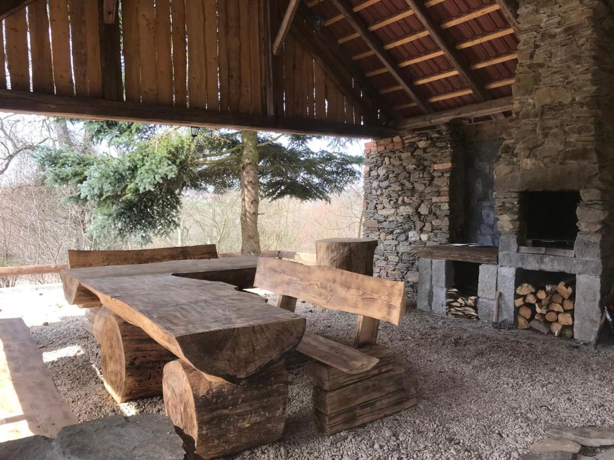 Na Samote U Lesa Casa vacanze *
